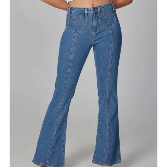 NEW LOLA HATS alice high-rise flare jeans in blue - Picture 1 of 3